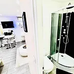 Hotel Dubai Privee Avec Espaces Communs Perpignan