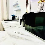 Hotel Dubai Privee Avec Espaces Communs Perpignan