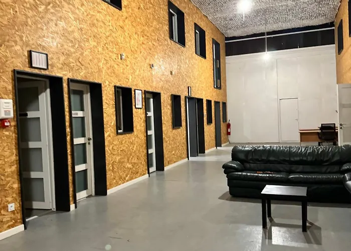 Dubai Privee Avec Espaces Communs Hotel